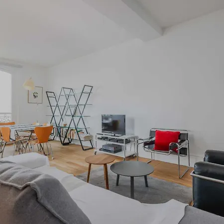 Magnificent Apartment- 2br 4p- Near Sacre-coeur * Parigi