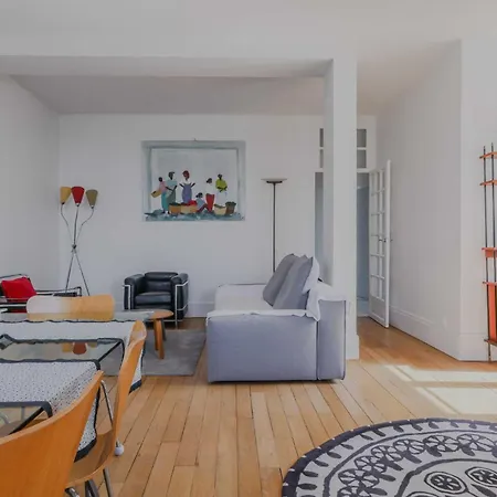 Magnificent Apartment- 2br 4p- Near Sacre-coeur *