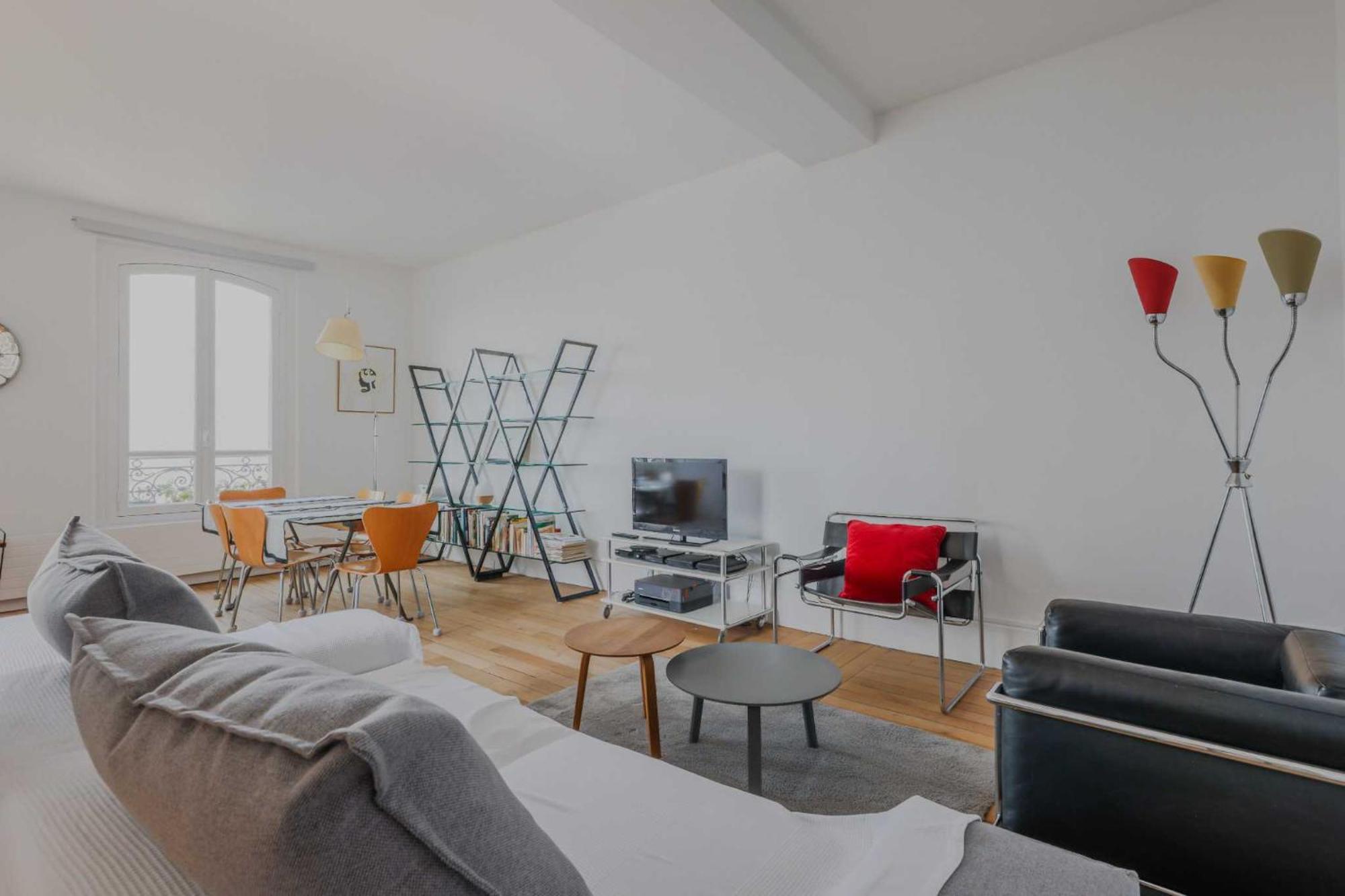 Magnificent Apartment- 2br 4p- Near Sacre-coeur * Paris