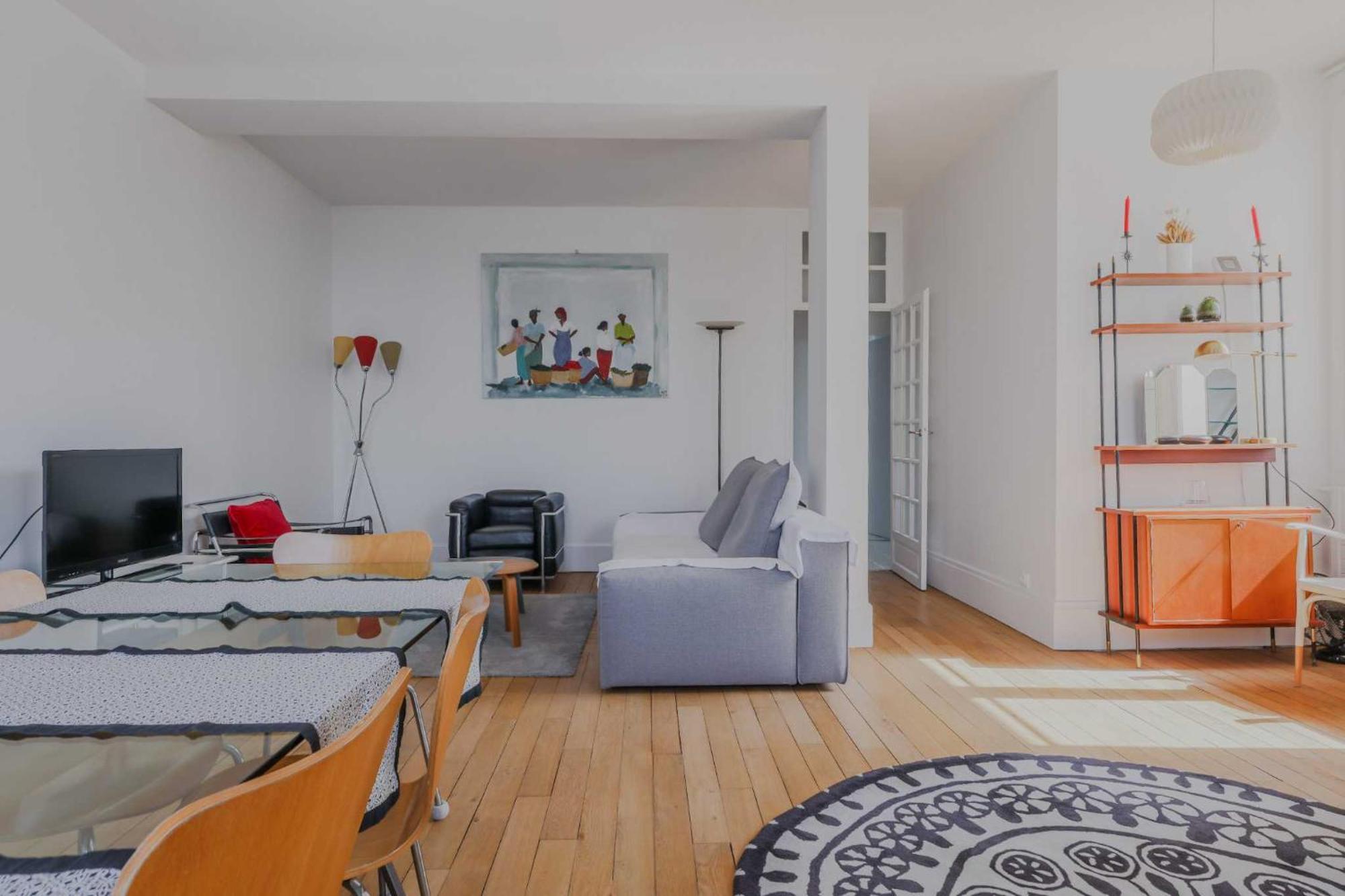 Magnificent Apartment- 2br 4p- Near Sacre-coeur *